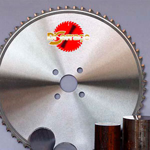 Máquina de serra circular horizontal